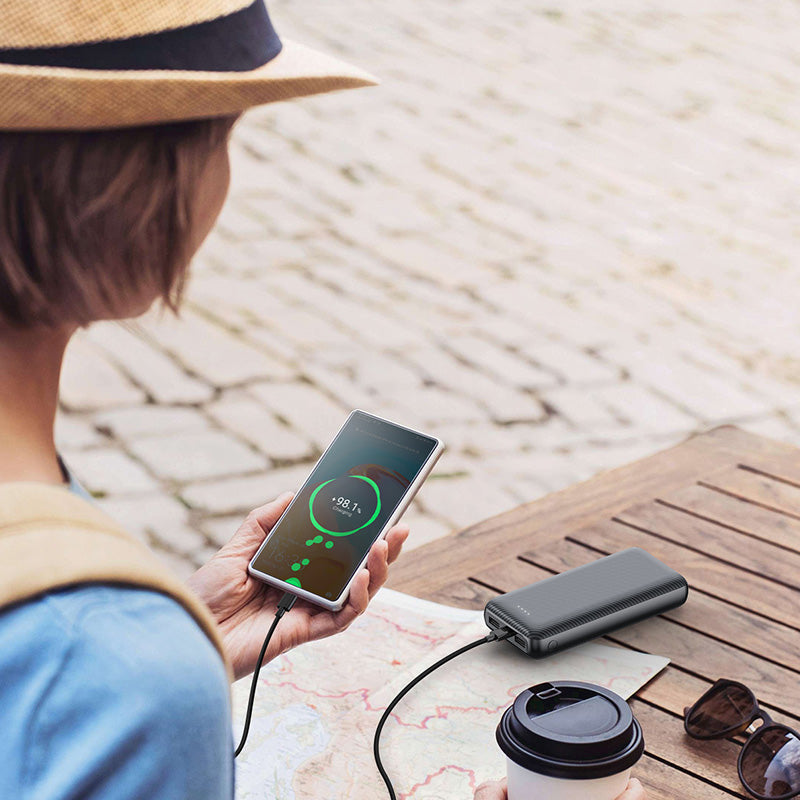 ﾓﾊﾞｲﾙﾊﾞｯﾃﾘ  20000 mAh